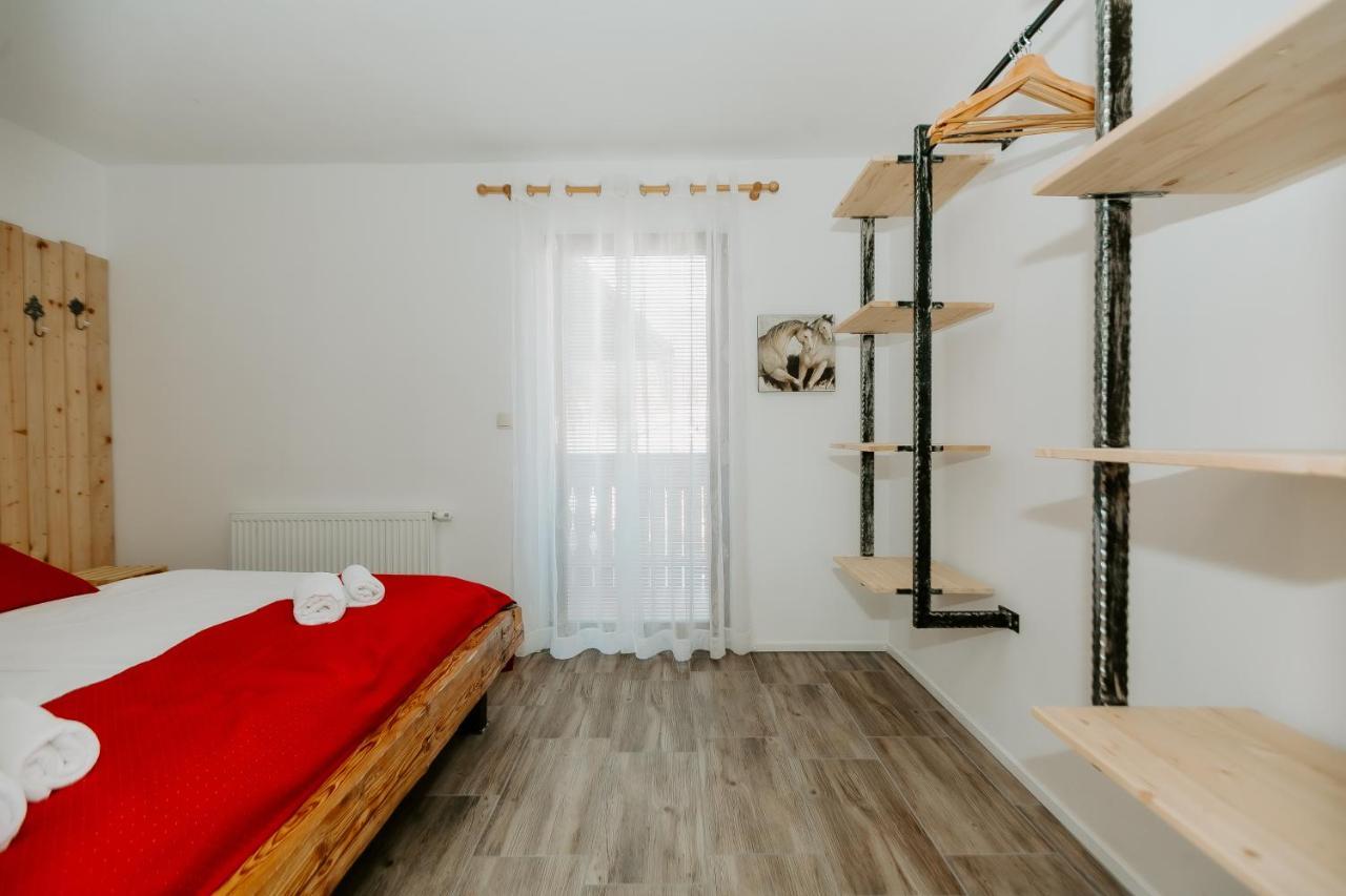 Mama Mia Apartments Радовлиця Екстер'єр фото