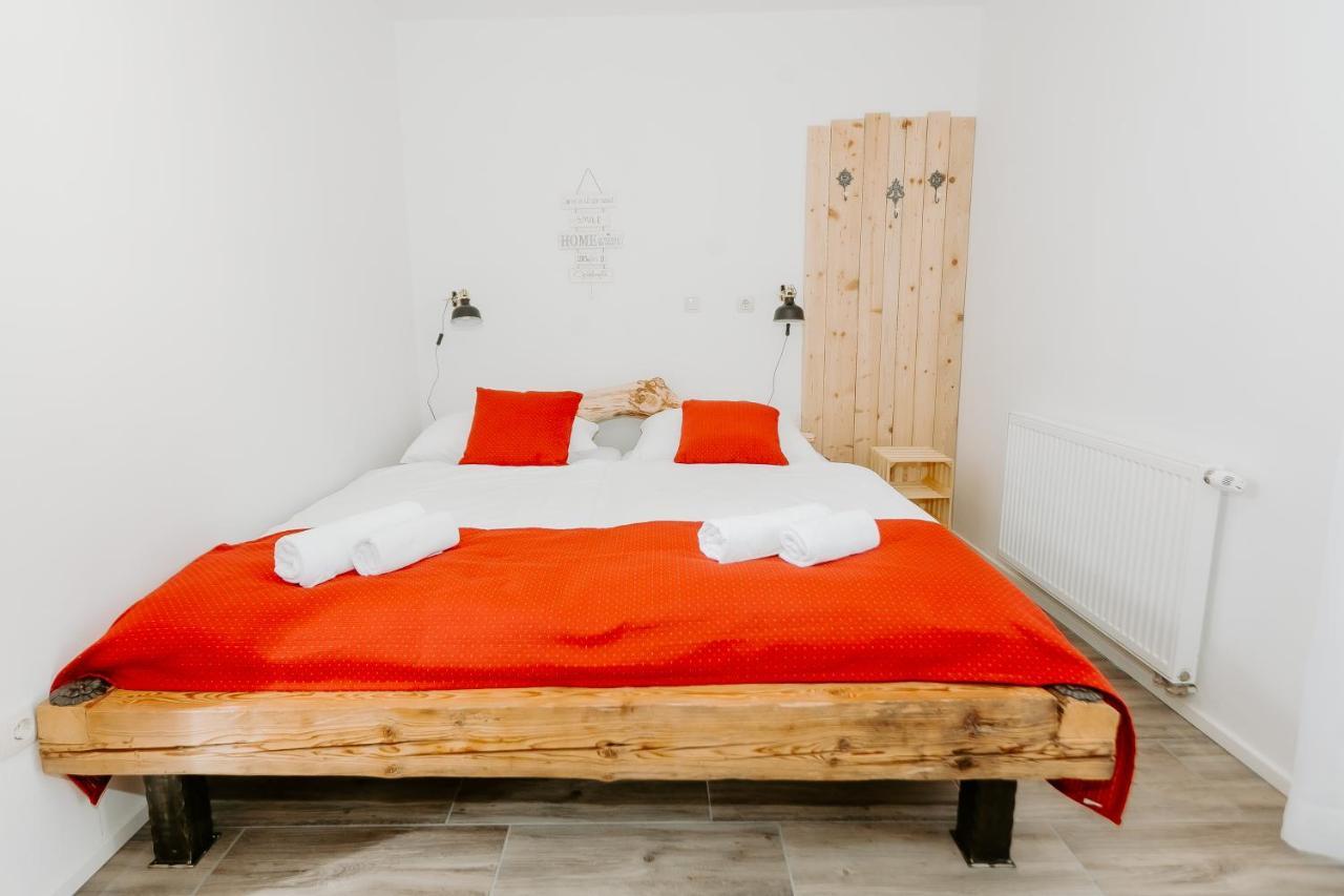Mama Mia Apartments Радовлиця Екстер'єр фото