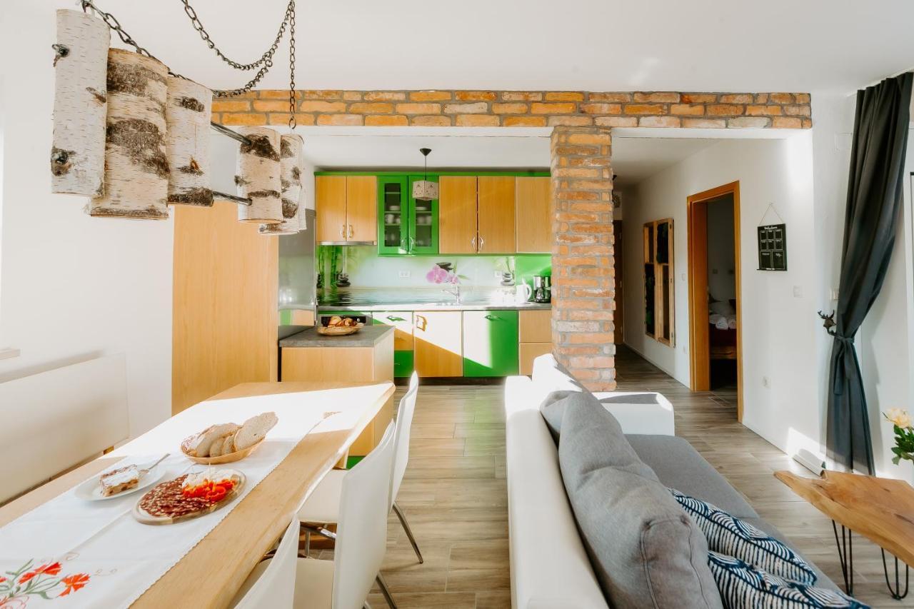 Mama Mia Apartments Радовлиця Екстер'єр фото
