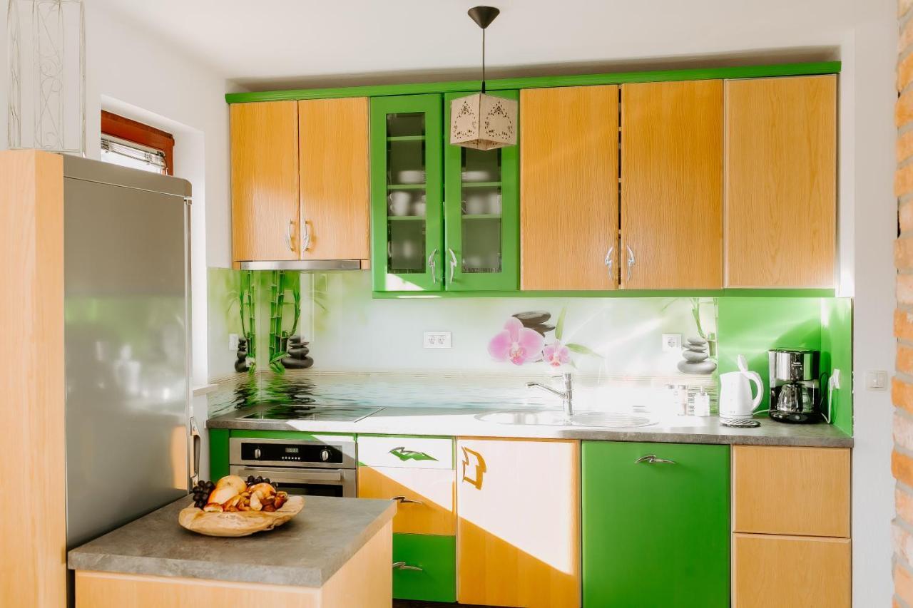 Mama Mia Apartments Радовлиця Екстер'єр фото
