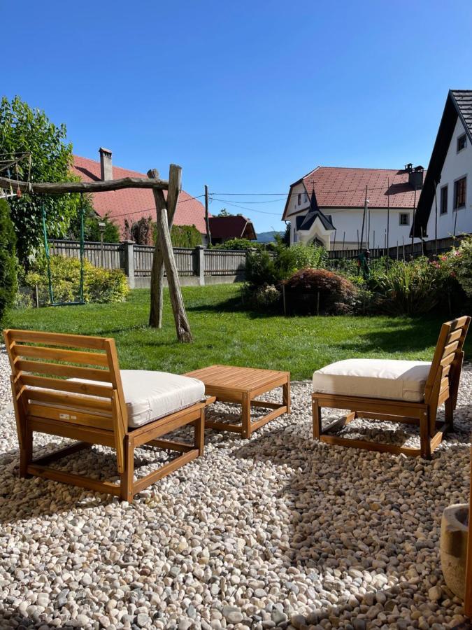 Mama Mia Apartments Радовлиця Екстер'єр фото